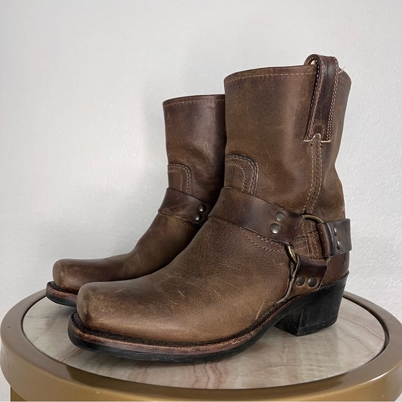 Frye Harness 8R Brown Leather Boots size 6 - Picture 6 of 13
